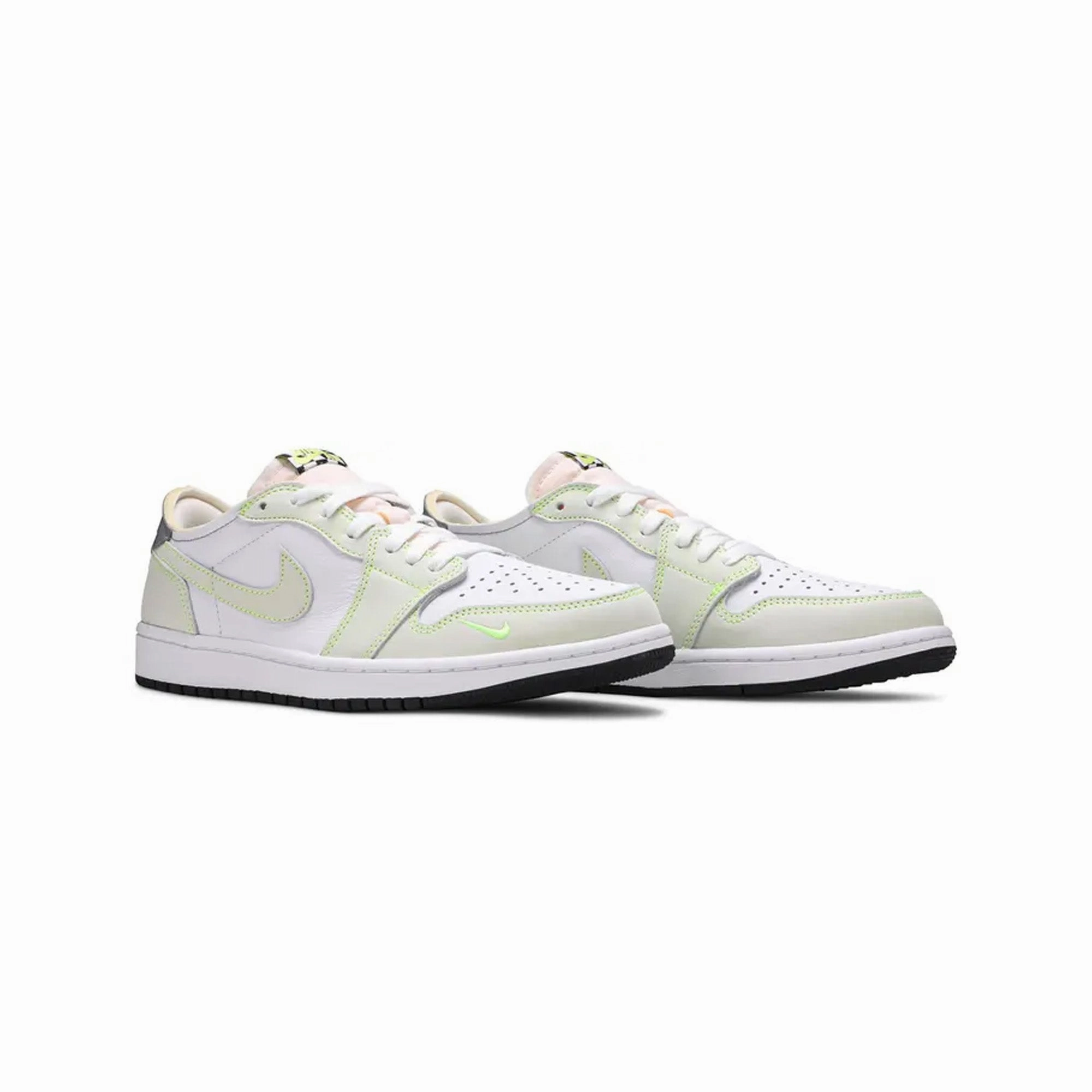 Air Jordan 1 Low OG 'Ghost Green'