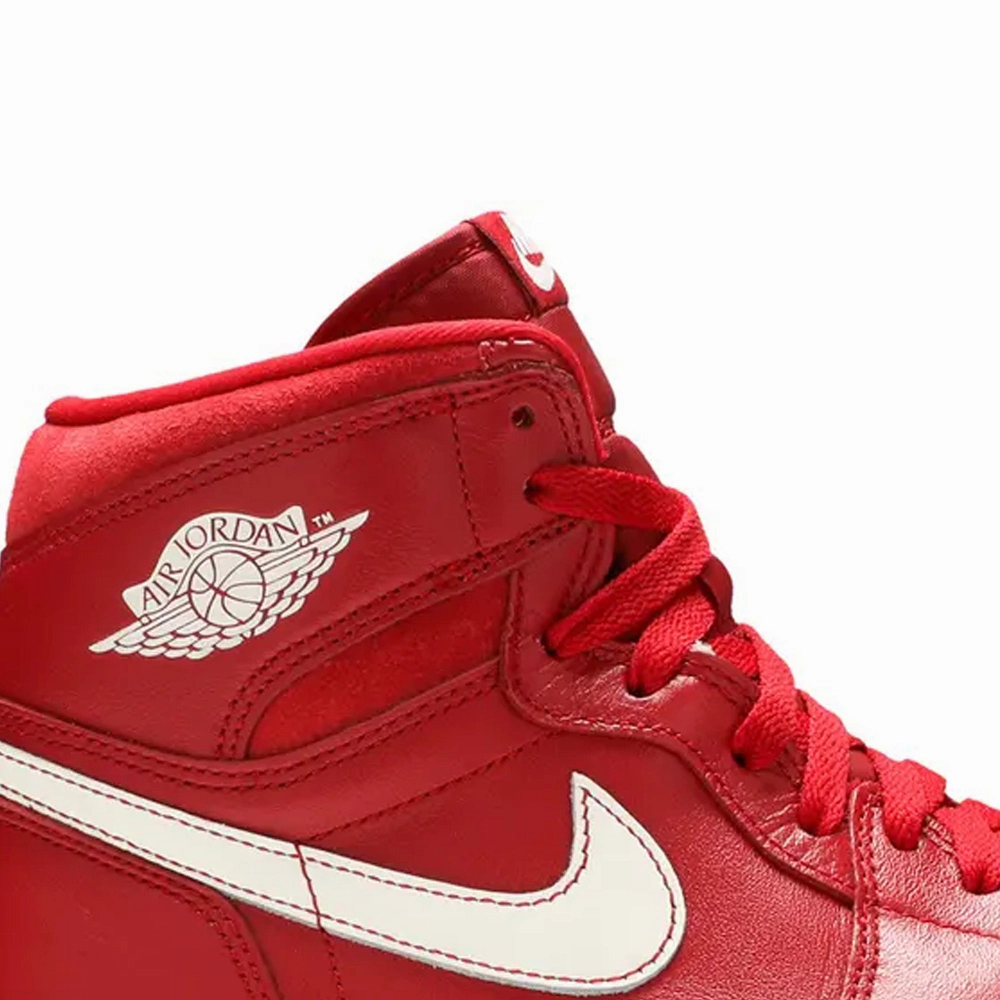 Air Jordan 1 Retro 'Gym Red' (2014)
