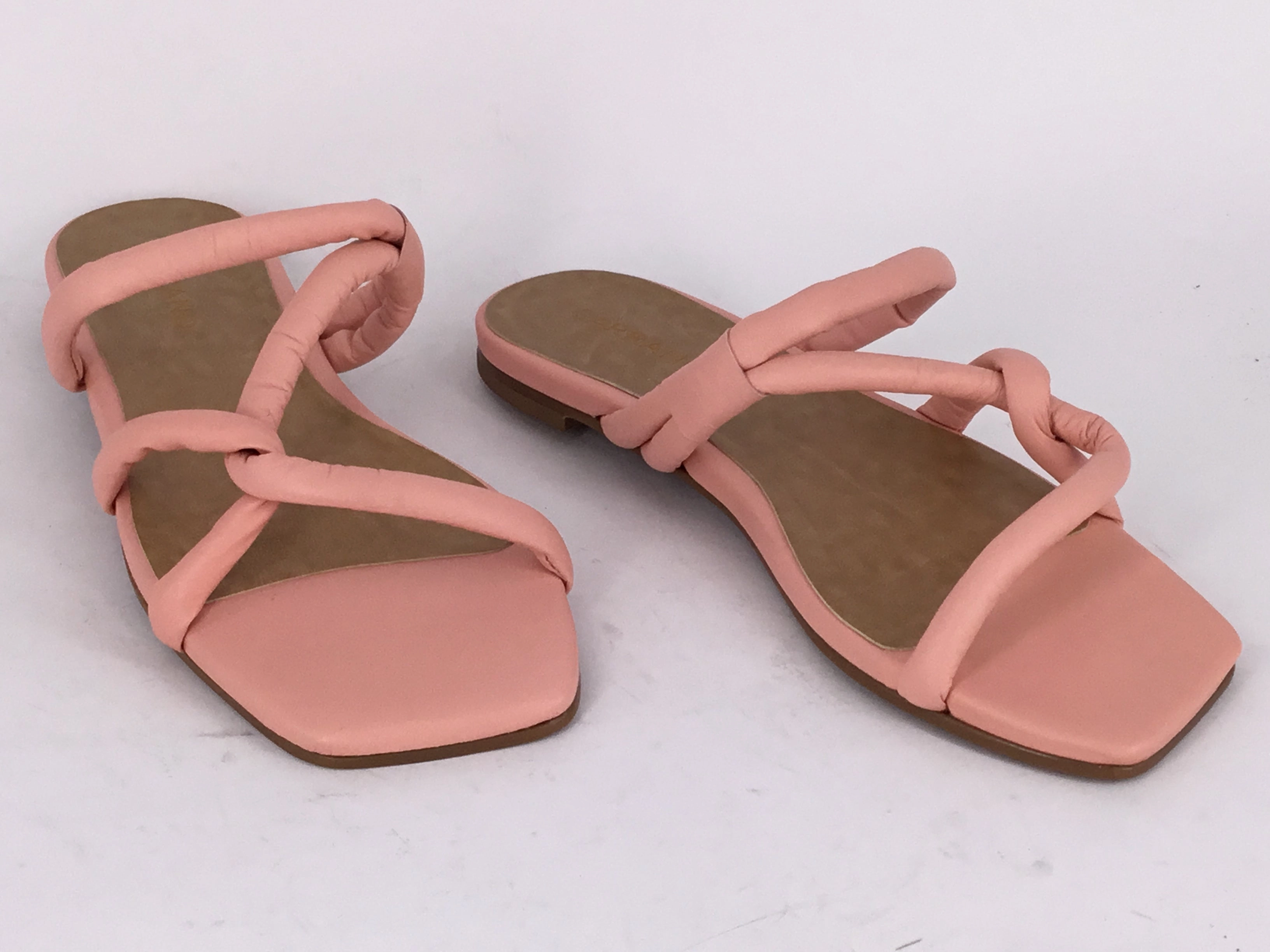 Carrano Finlee available in 3 colours