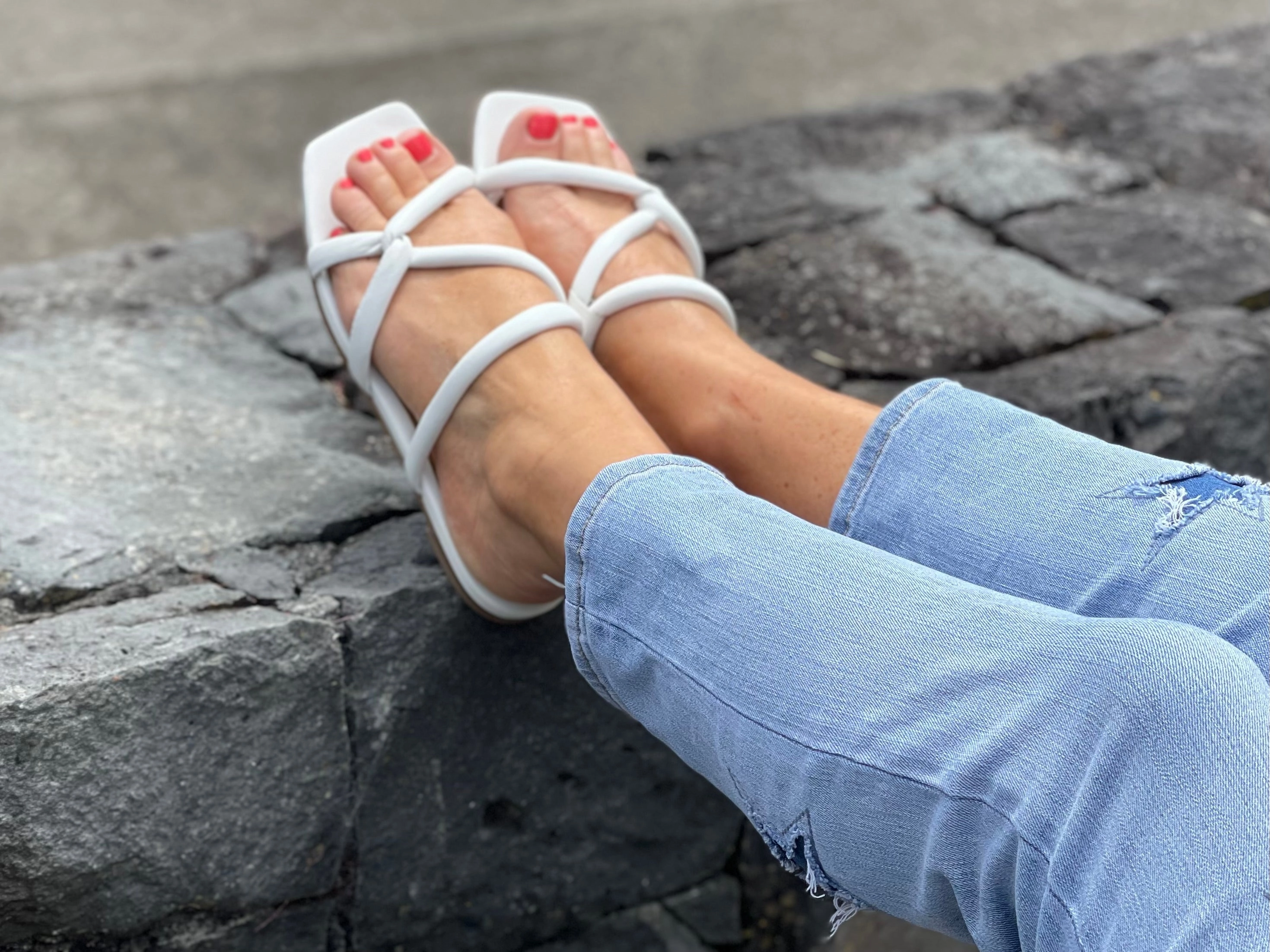 Carrano Finlee available in 3 colours