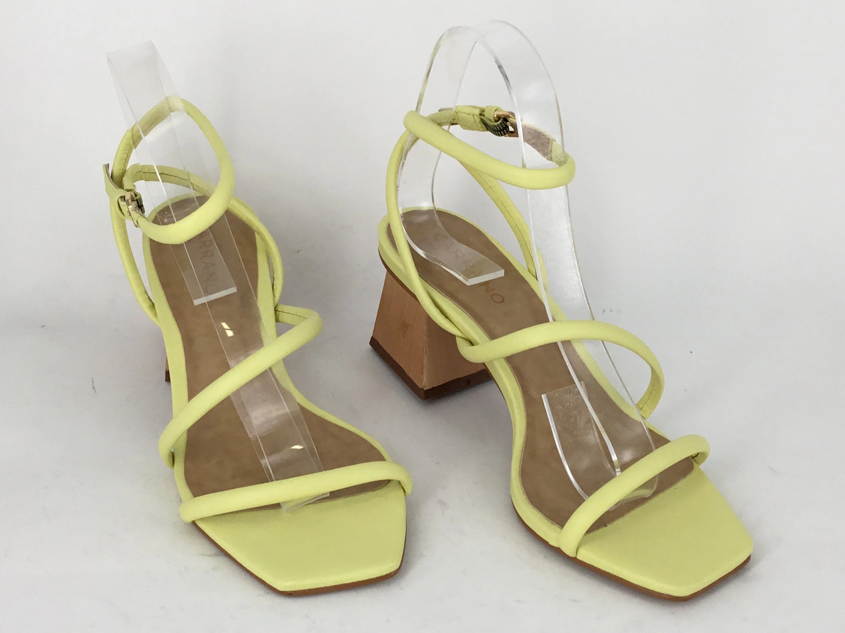 Carrano Fry available in 3 colours