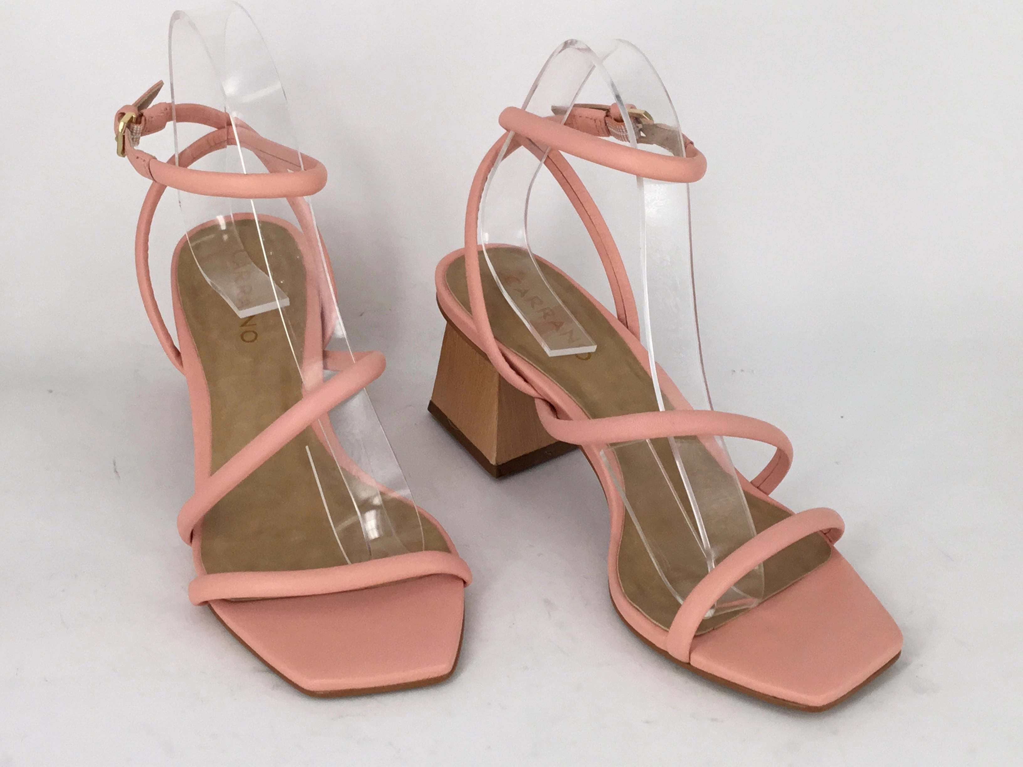 Carrano Fry available in 3 colours