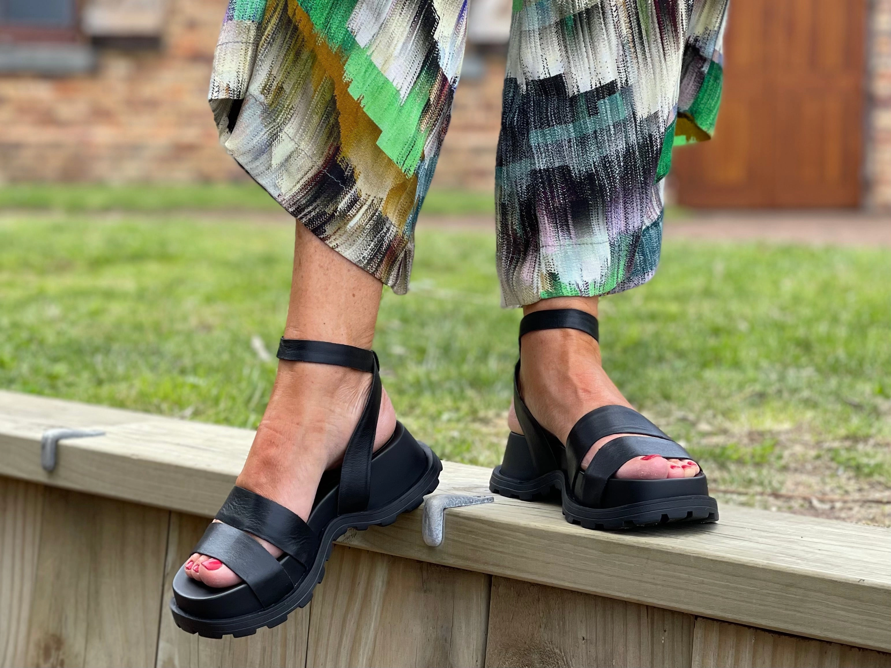 Carrano Yopp available in 4 colours