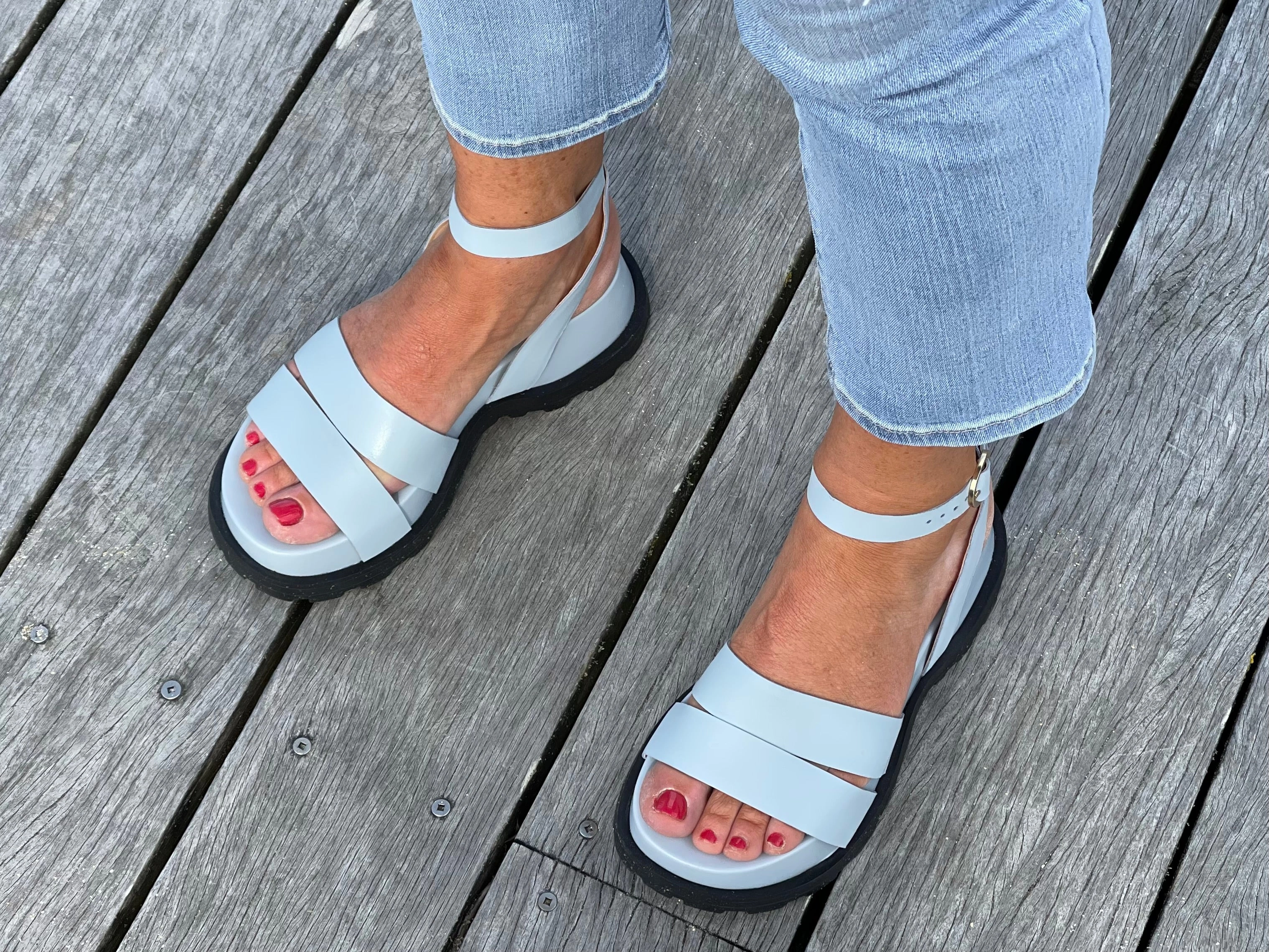 Carrano Yopp available in 4 colours