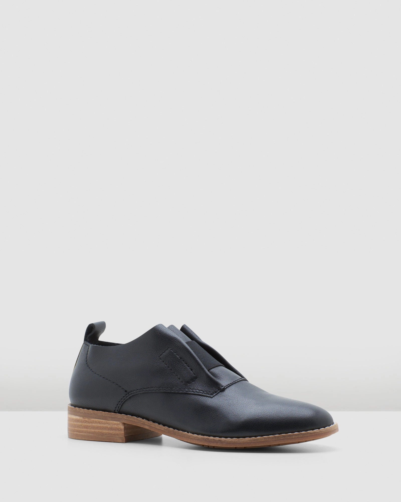 Clever Black