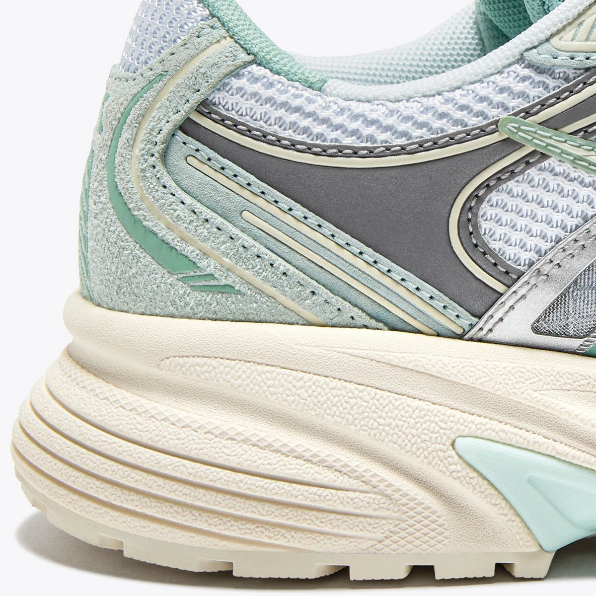 Diadora Mythos Star