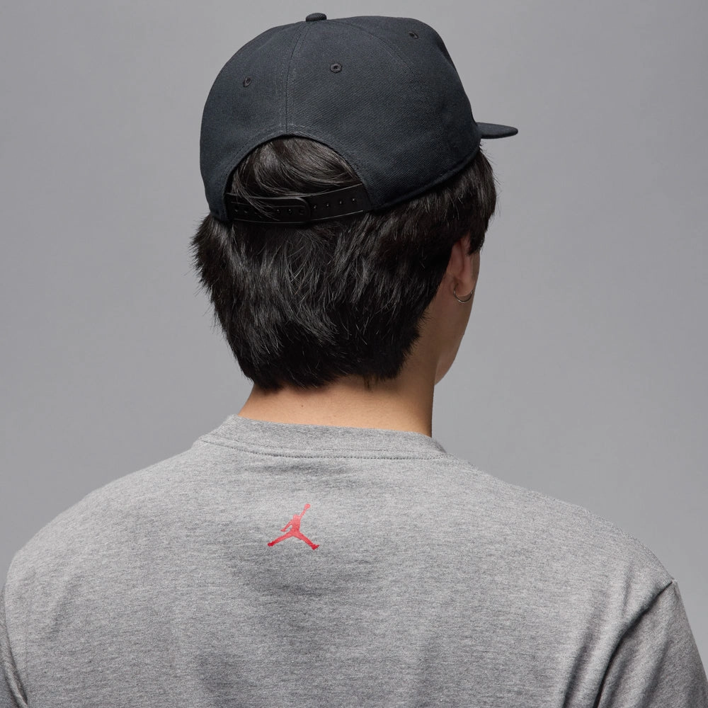 jordan Jordan Pro Cap Bred AJ1 Sneaker Patch Snapback