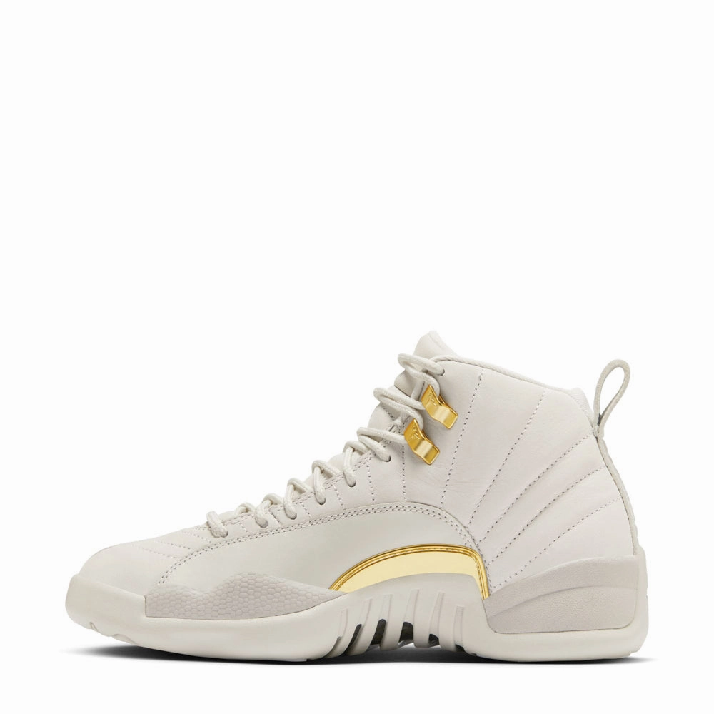 jordan Retro 12 - Womens