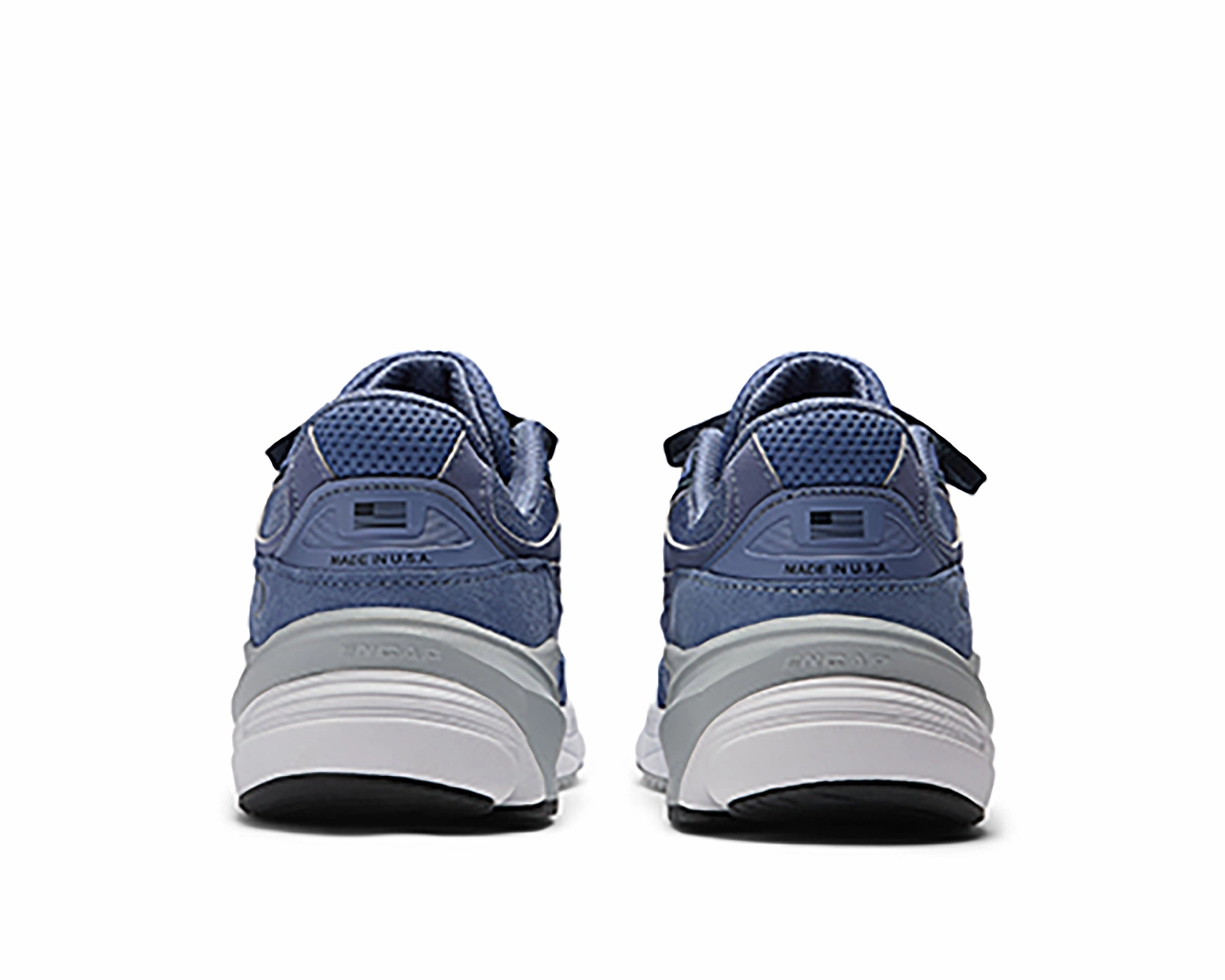 Men`s 990v6 NB Sneaker