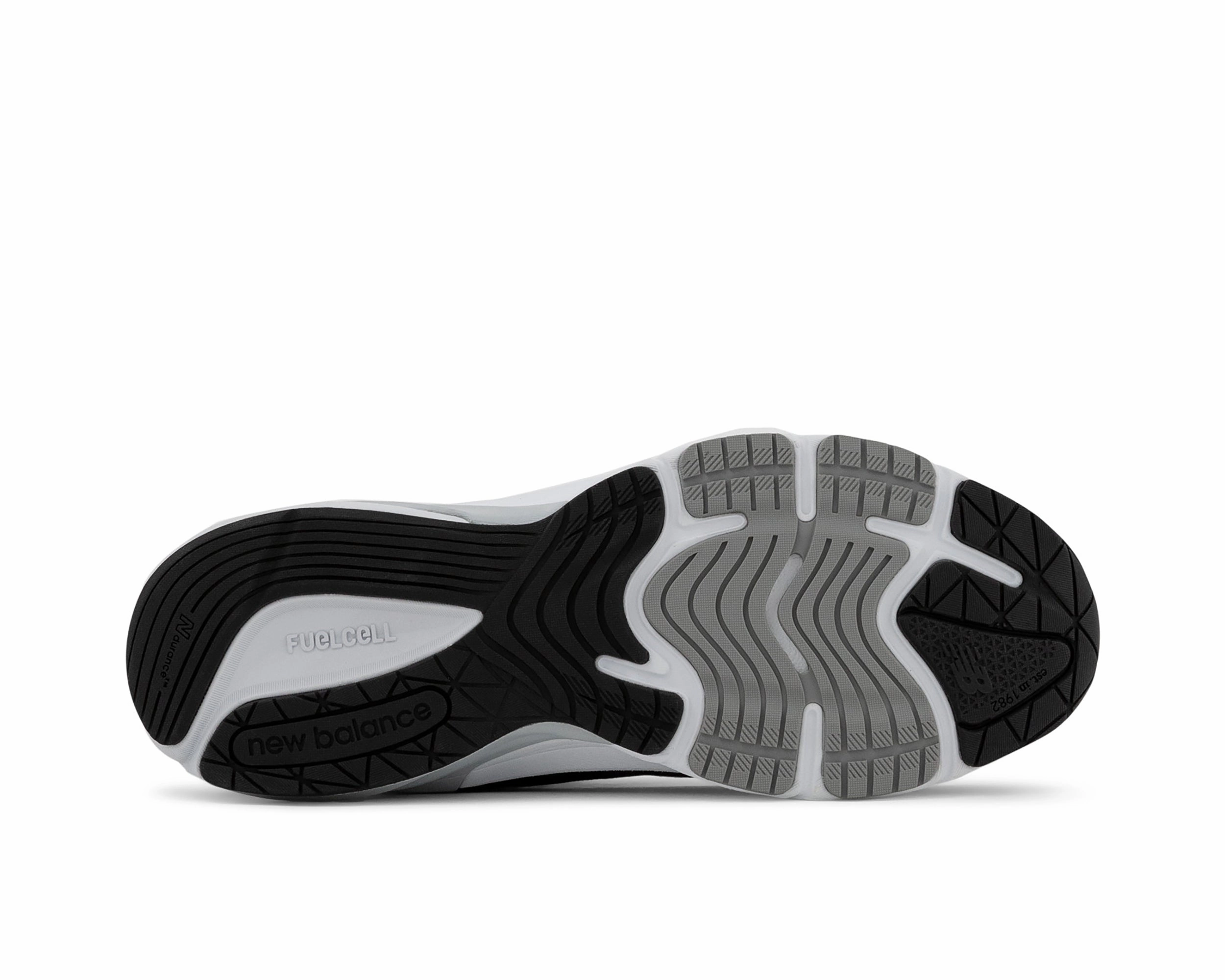 Men`s M990v6 Sneakers