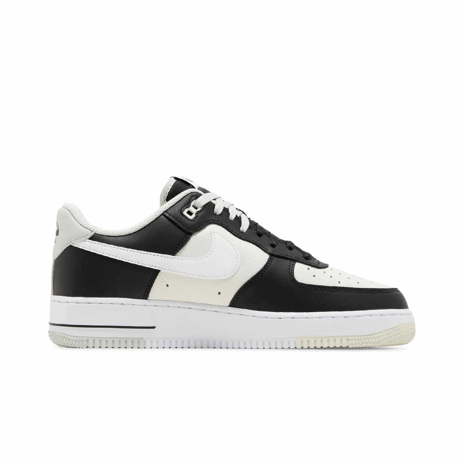 Nike Air Force 1 Low '07 LV8 Split Black Phantom
