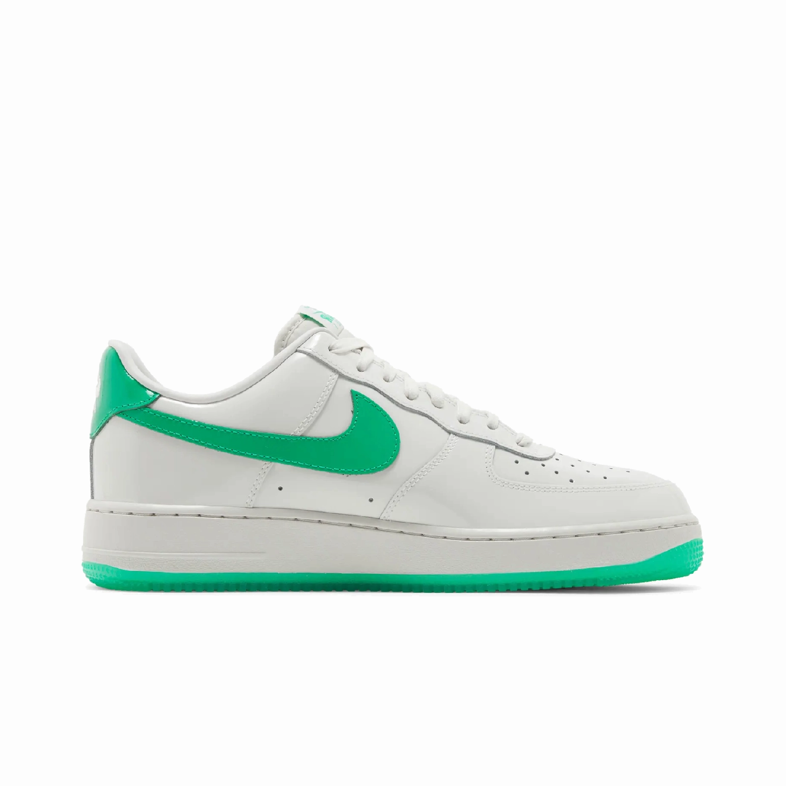 Nike Air Force 1 Low '07 Patent Platinum Tint Stadium Green