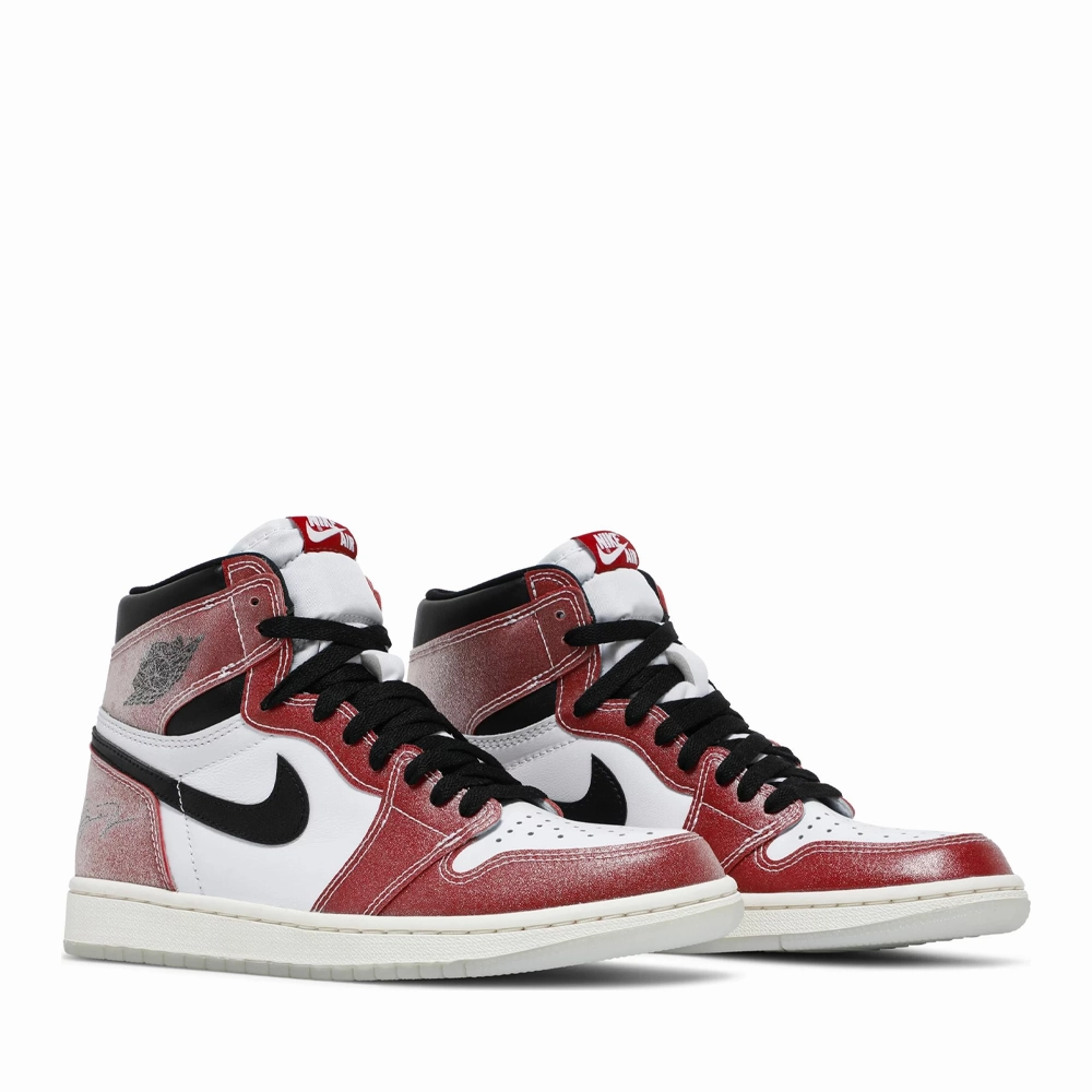 NIKE AIR JORDAN1 HIGH RETRO HIGH OG SP TROPHY ROOM (FRIENDS AND FAMILY)