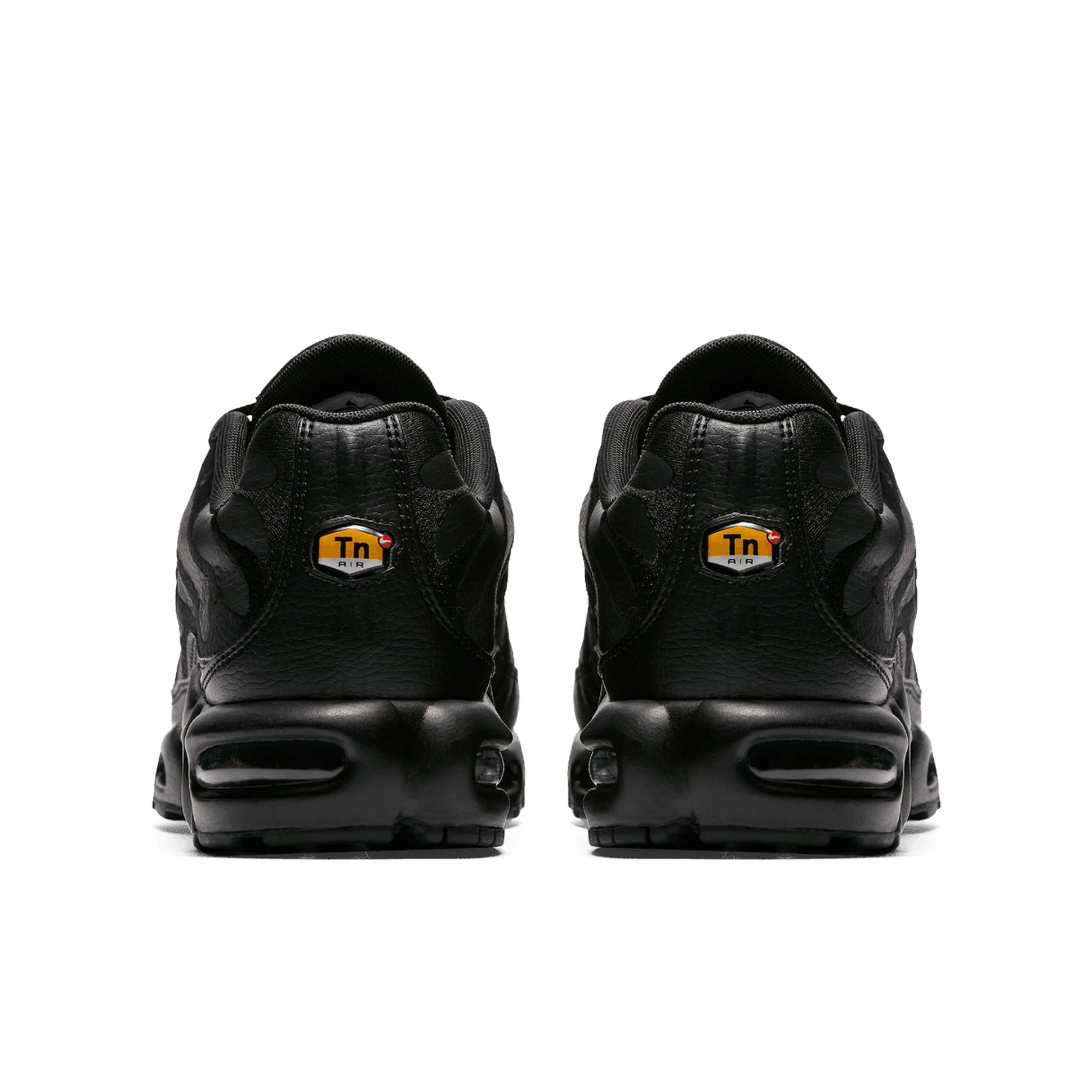 Nike Air Max Plus Triple Black Leather