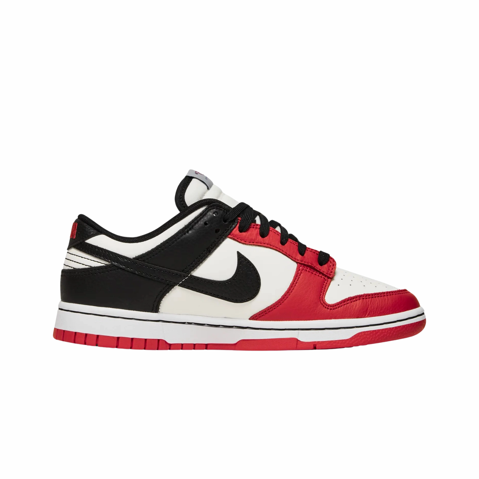 Nike Dunk Low EMB Chicago Bulls