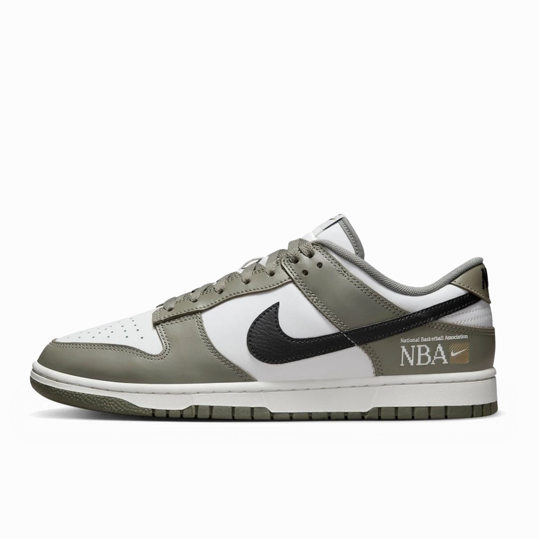 Nike Dunk Low NBA Paris