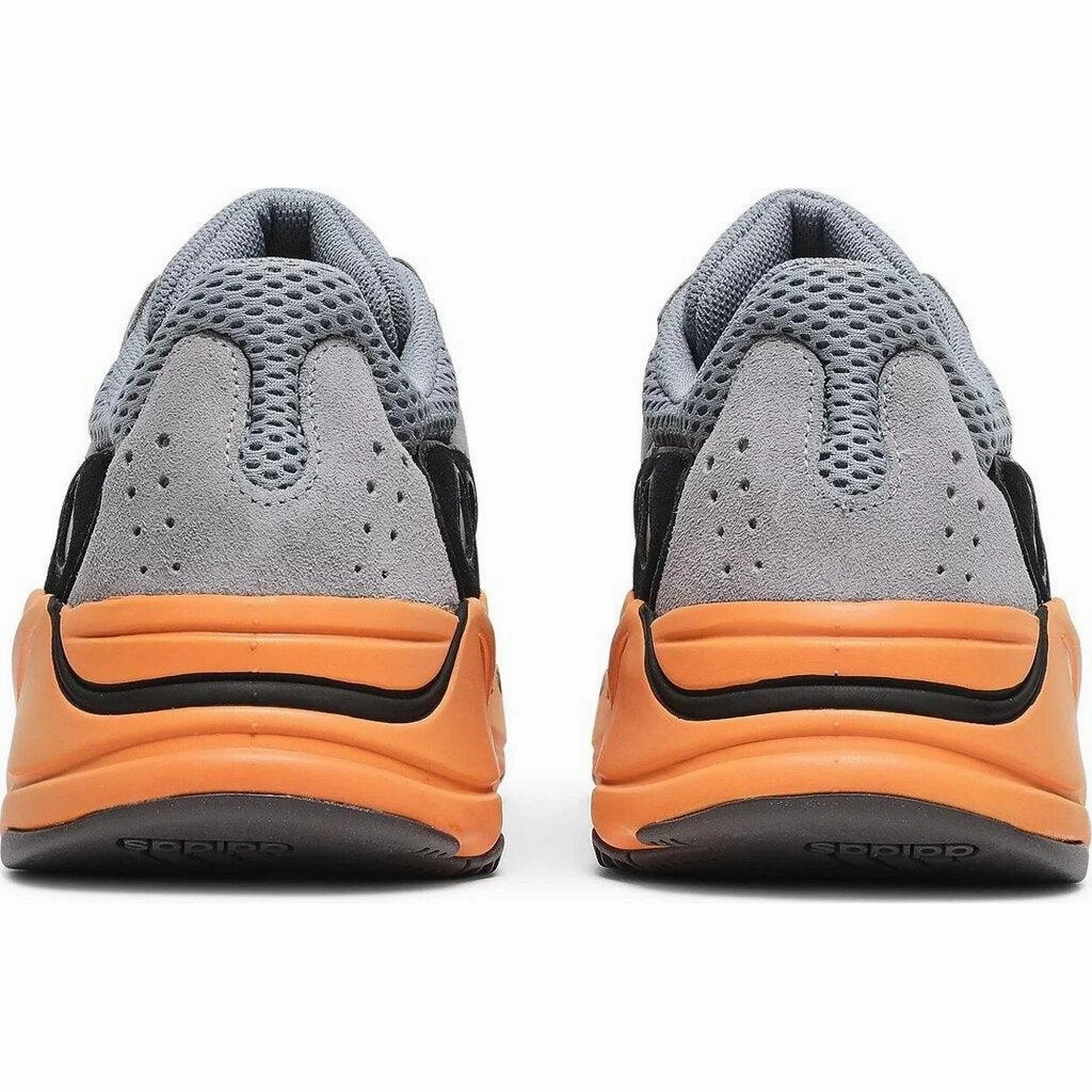 Shoes Adidas Adidas Yeezy Boost 700 'Wash Orange' M