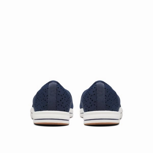 Shoes Clarks Women's Breeze Emily