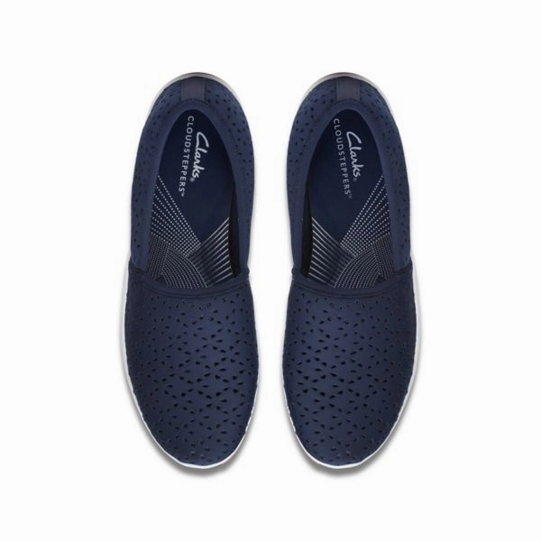 Shoes Clarks Women's Breeze Emily