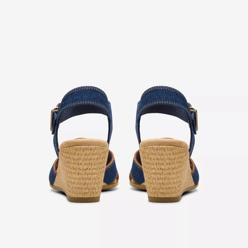 Shoes Clarks Women's Emmalae Iris