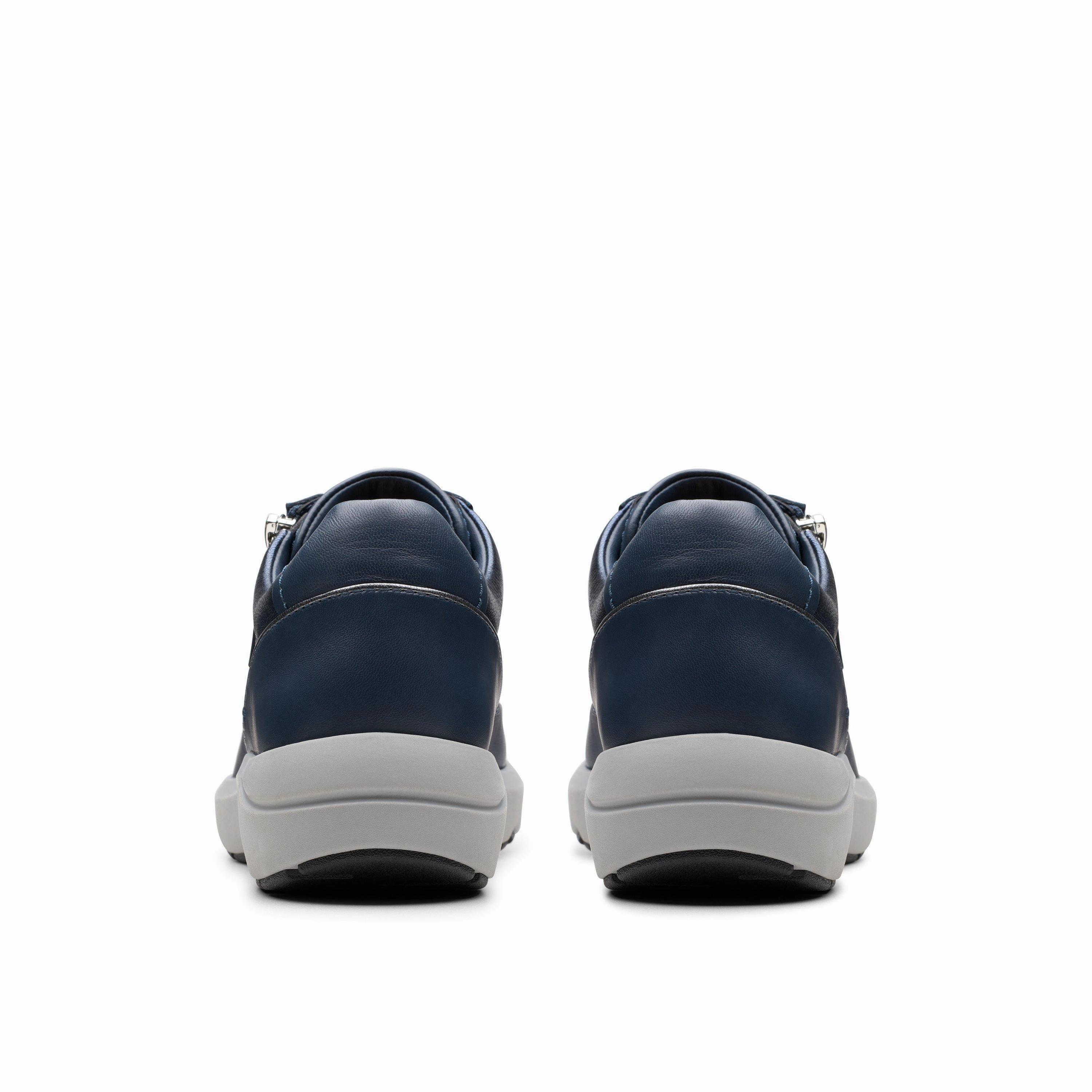 Shoes Clarks Women's Tivoli Zip