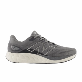 Shoes New Balance Men's 680 V8