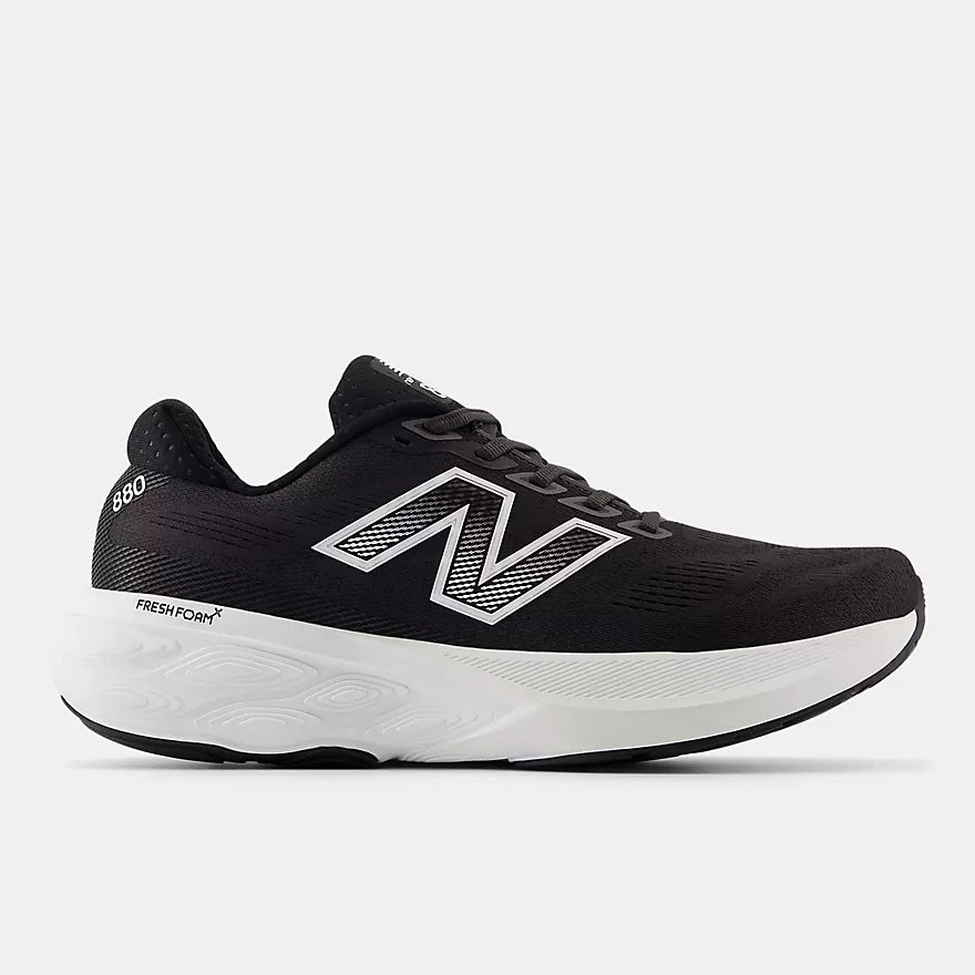 Shoes New Balance Men's X 880 V15