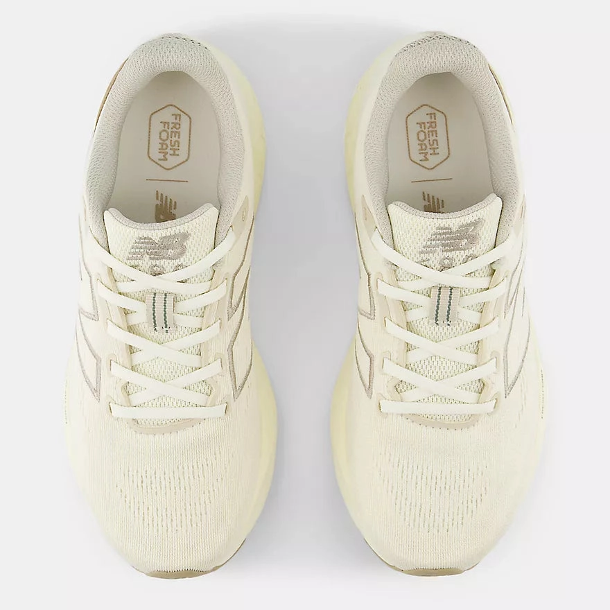 Shoes New Balance Women's 680 V8