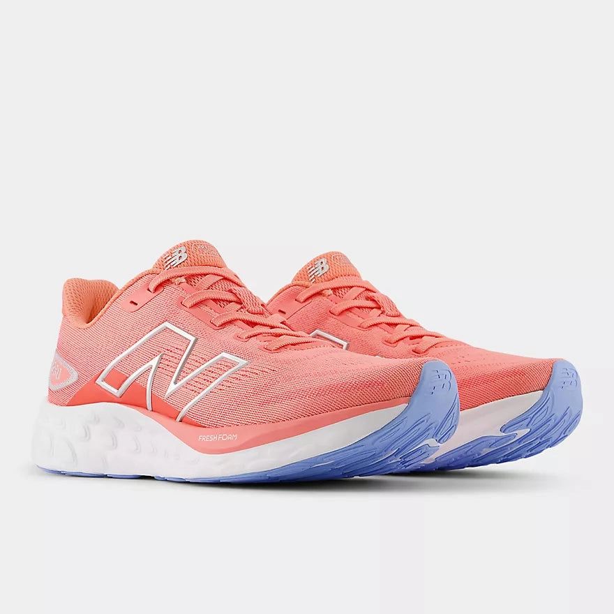 Shoes New Balance Women's 680 V8
