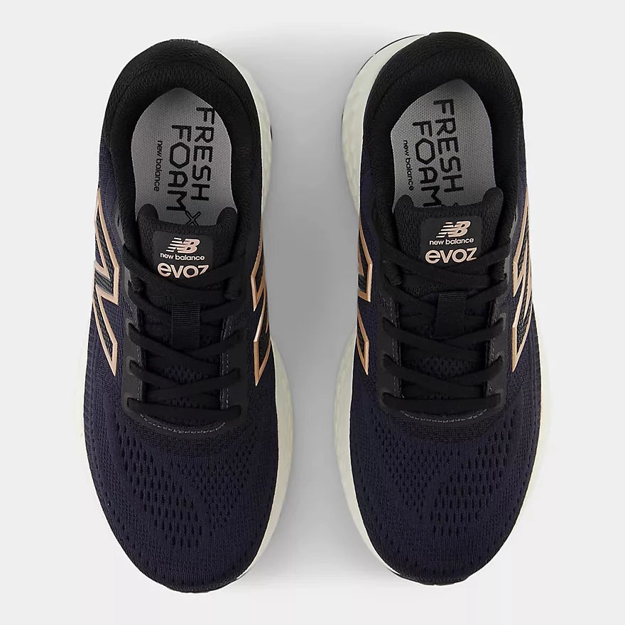 Shoes New Balance Women's X EVOZ V4