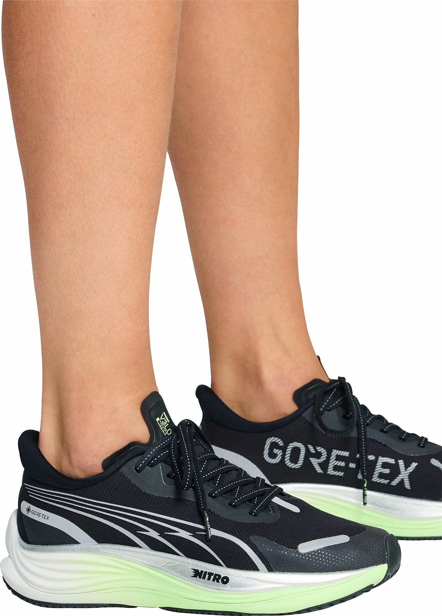 Shoes Puma Puma Velocity Nitro 3 GORE-TEX Womens Running Shoes - Black