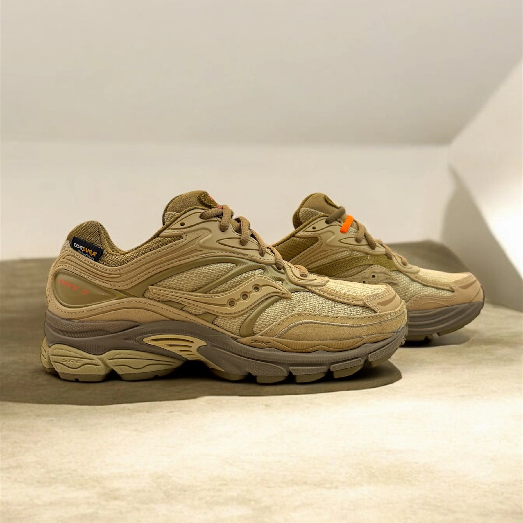 Shoes Saucony Saucony Mens Progrid Omni 9 Beige Tan