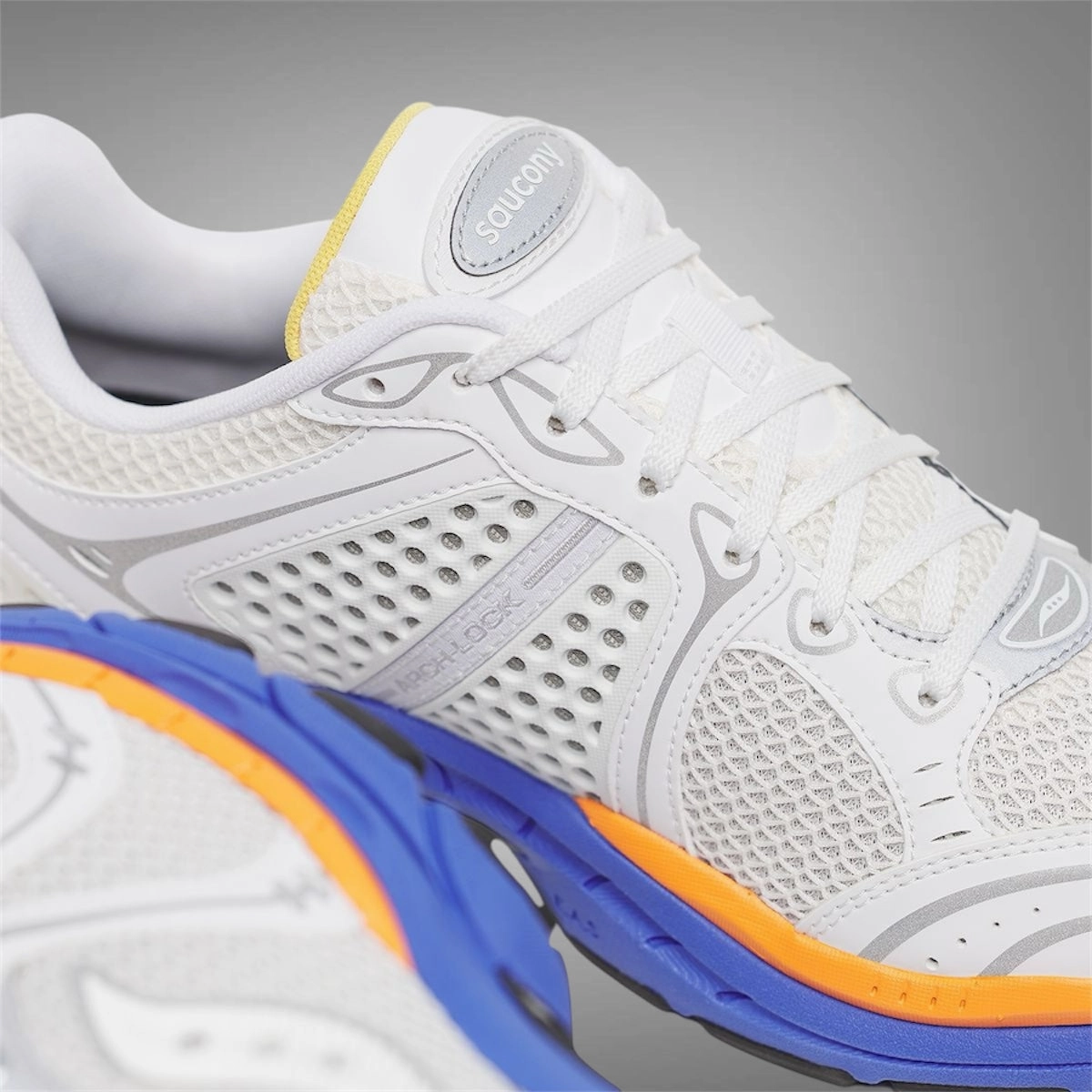 Shoes Saucony Saucony Mens Progrid Triumph 4 S70905-2 White Multi