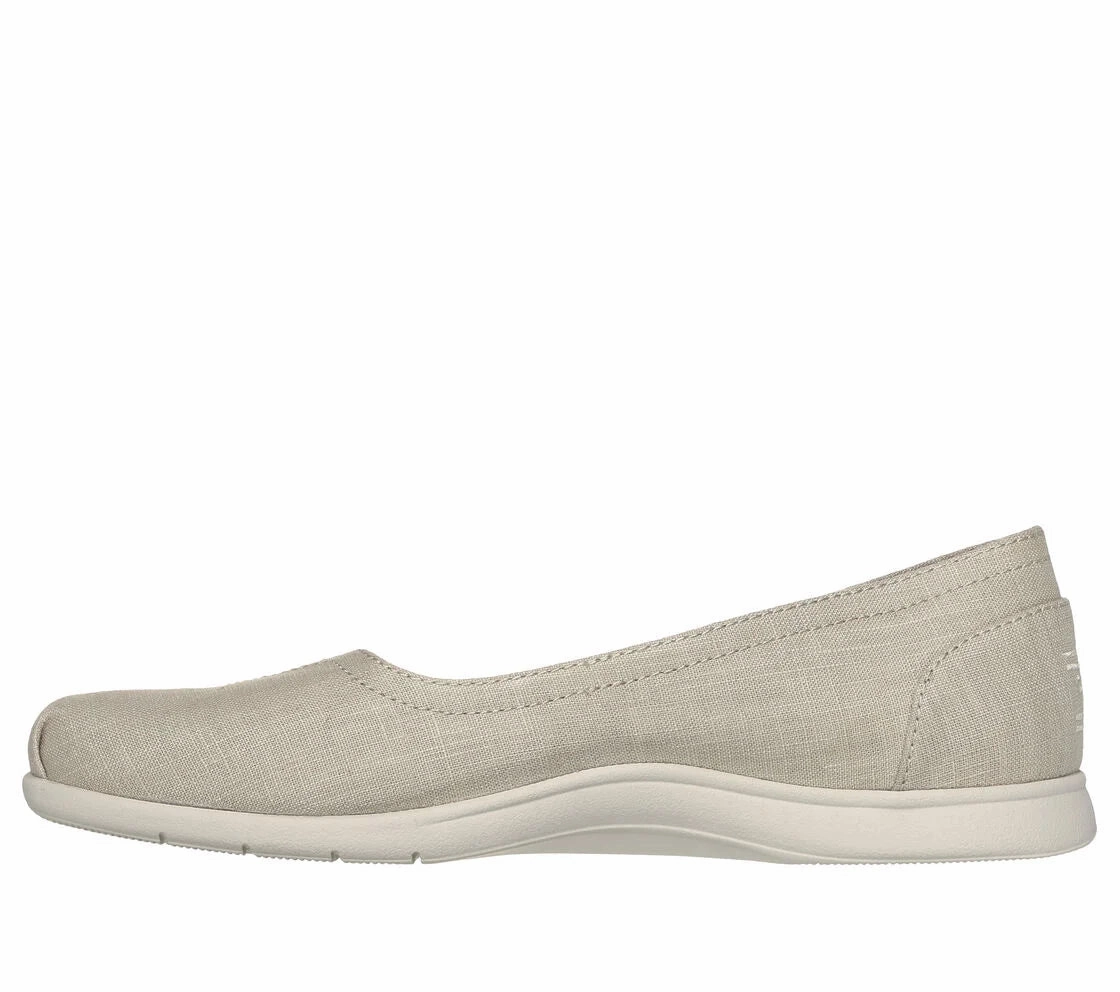 Shoes Skechers Women's BOBS Arch Fit Plush - By The Way