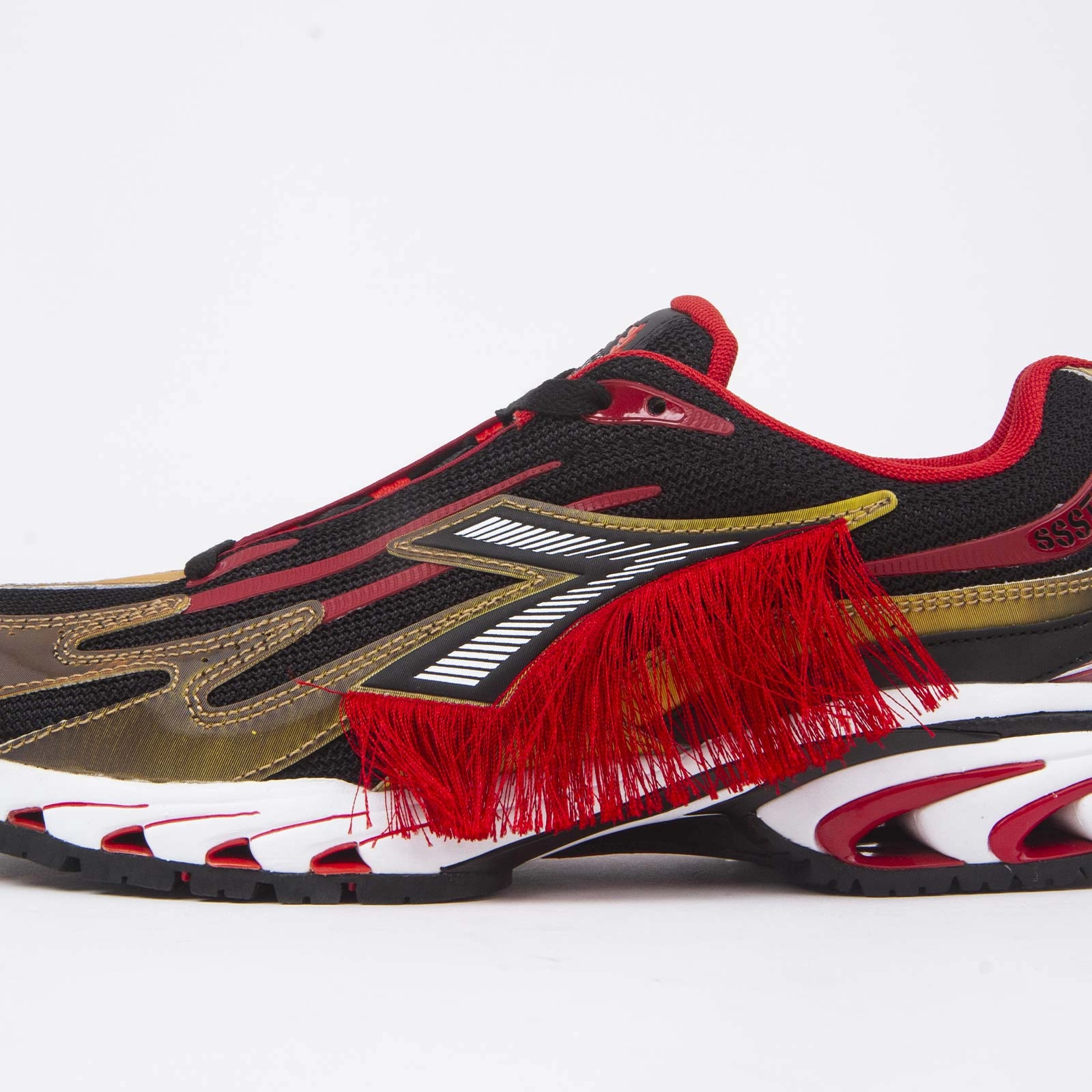 SSSTUFFF x Diadora Mythos 280GB