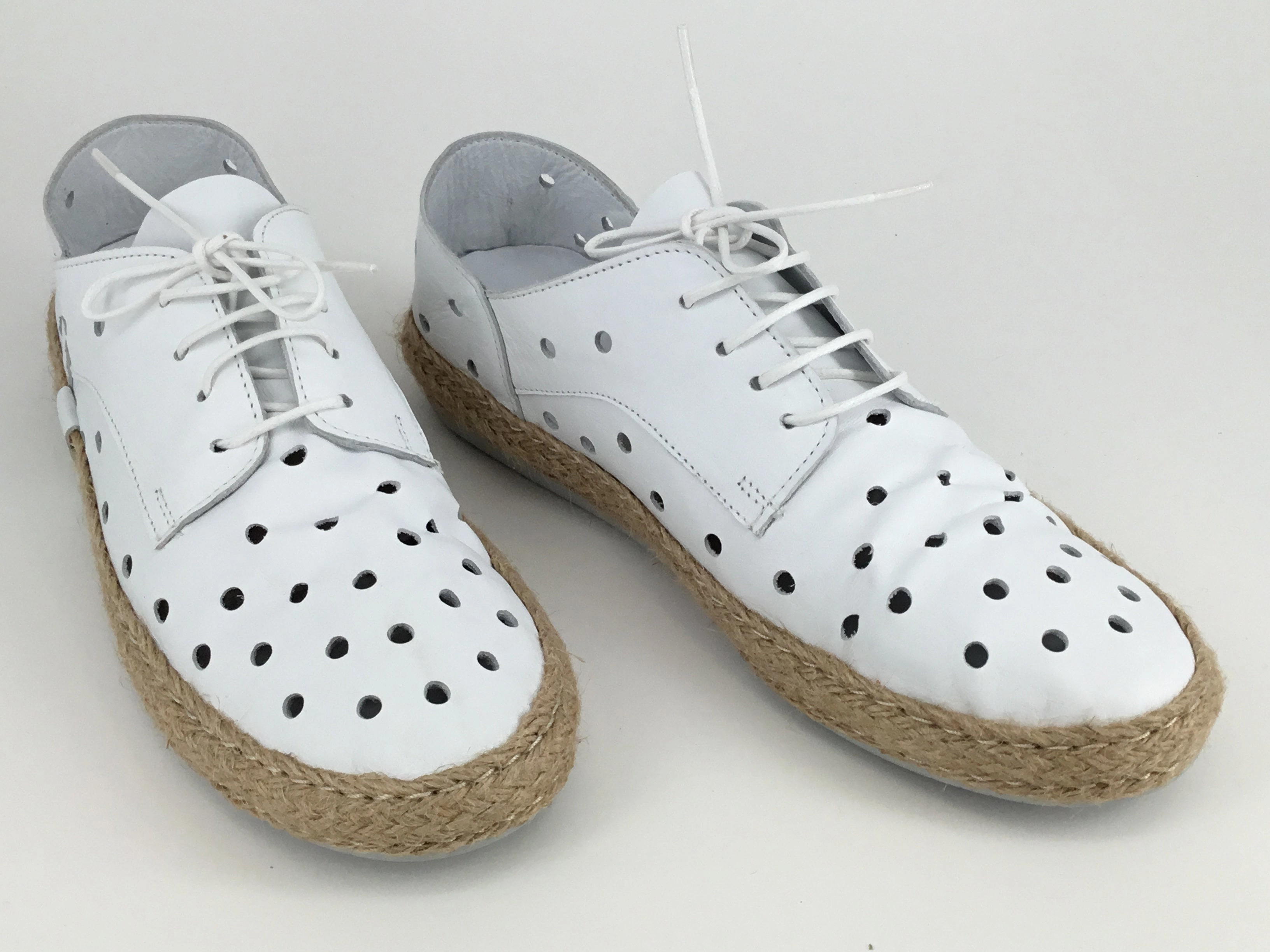 Via Nova Bellair available in 8 colours