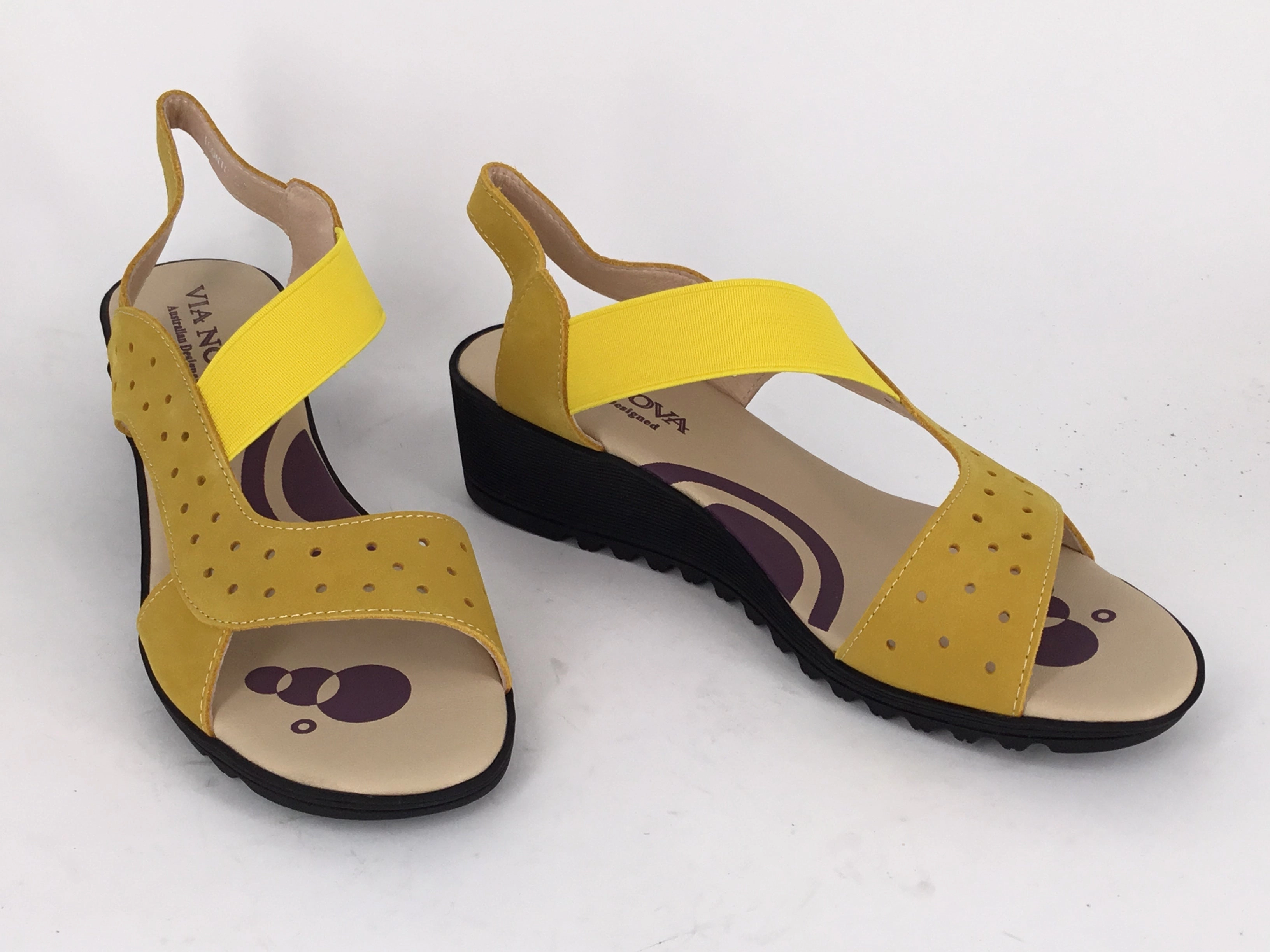 Via Nova Iconic available in 6 colours