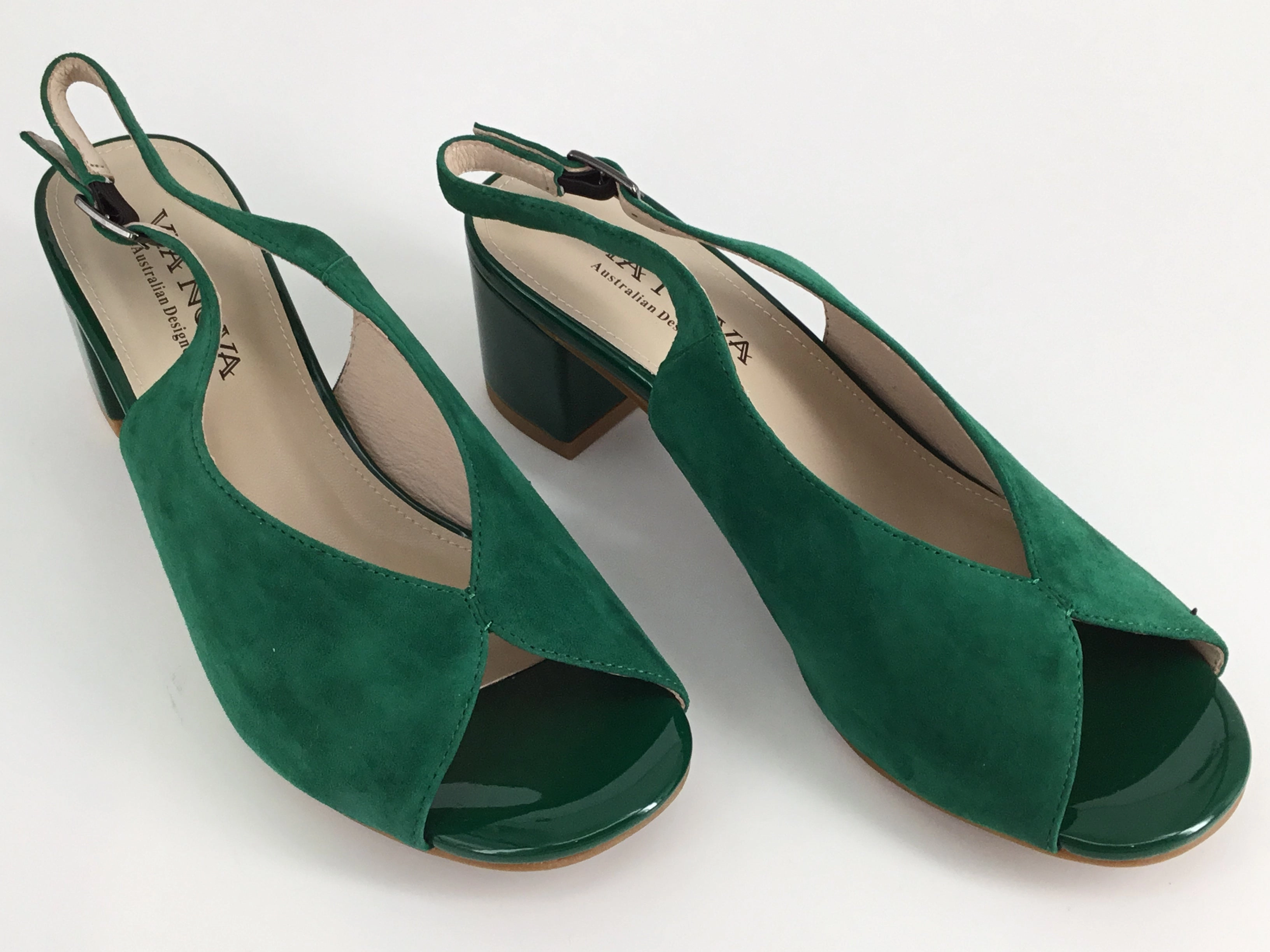 Via Nova Katt available in 7 colours