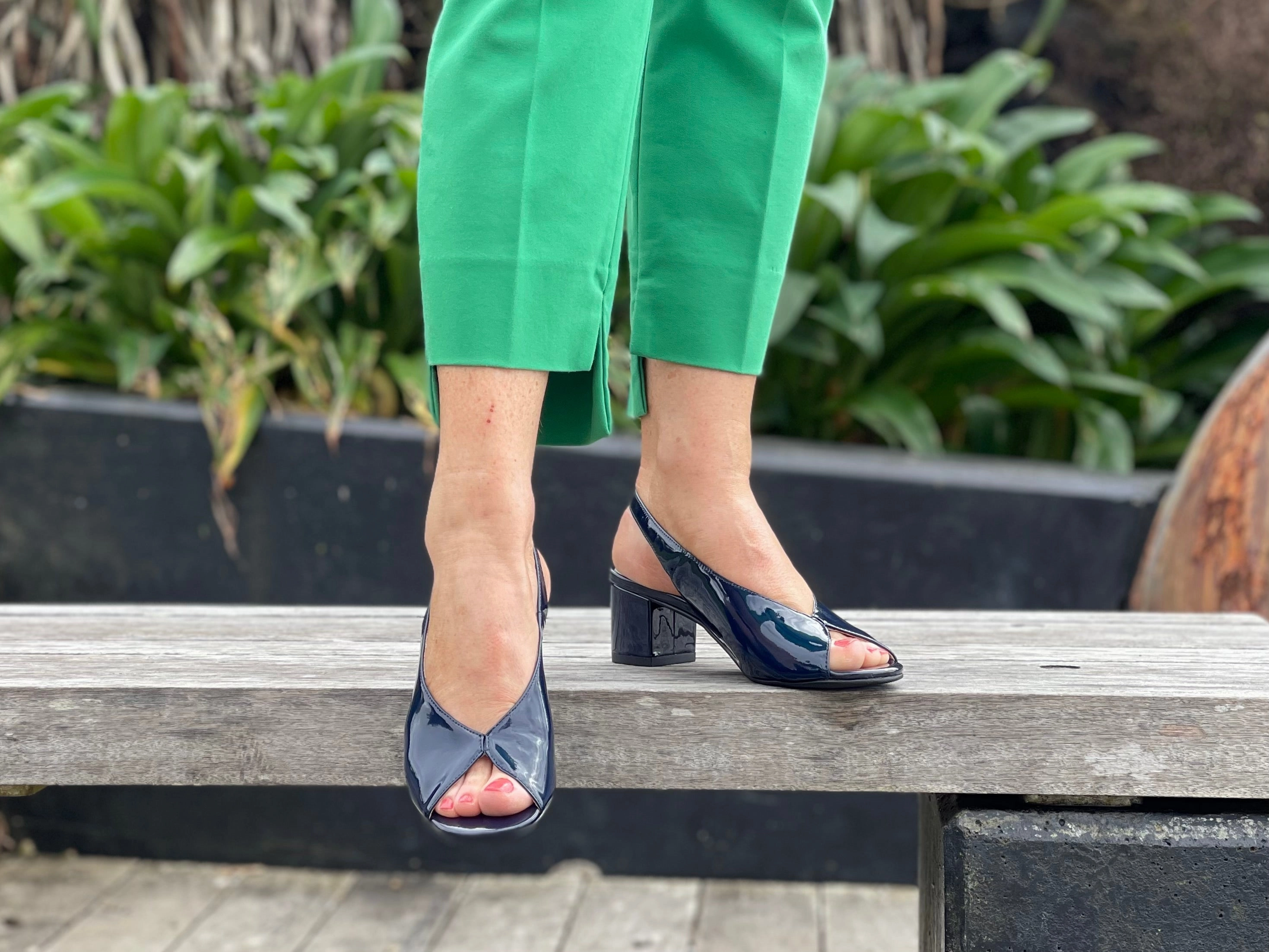 Via Nova Katt available in 7 colours